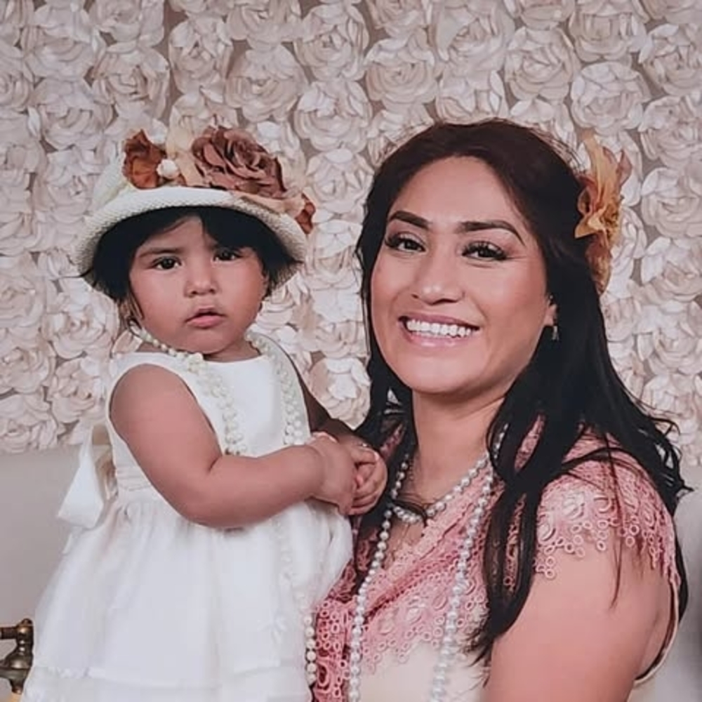 Meet your Posher, Ana